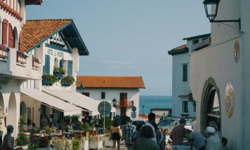 Visit Guéthary