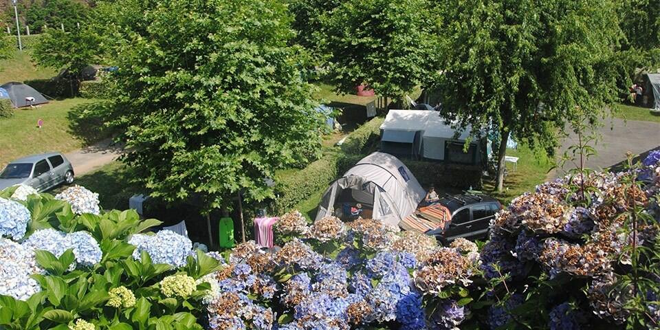 Camping Erreka Alojamiento Parcelas