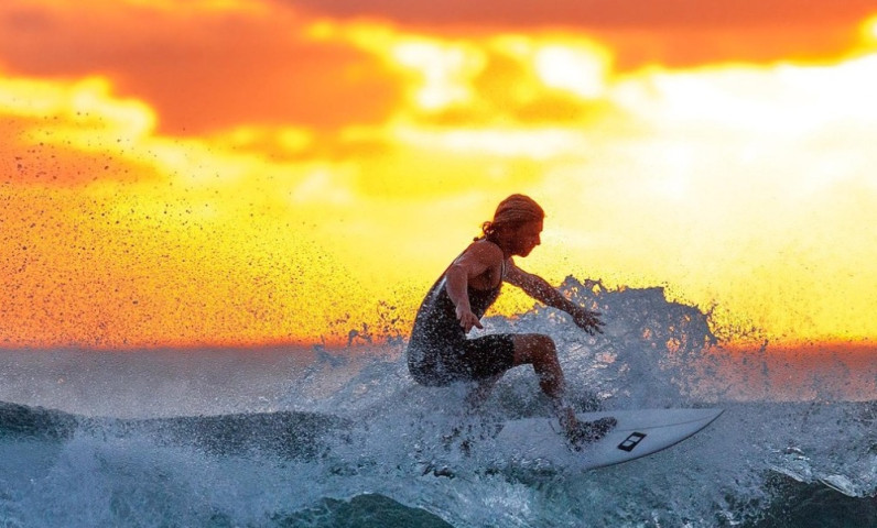 Surfer à Bidart